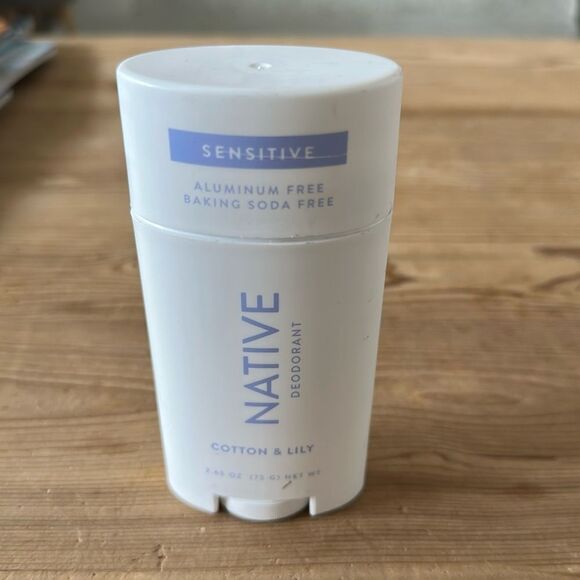 Native Deodorant Cotton & Lily Scent NEW never used 2.65 OZ - Picture 1 of 4